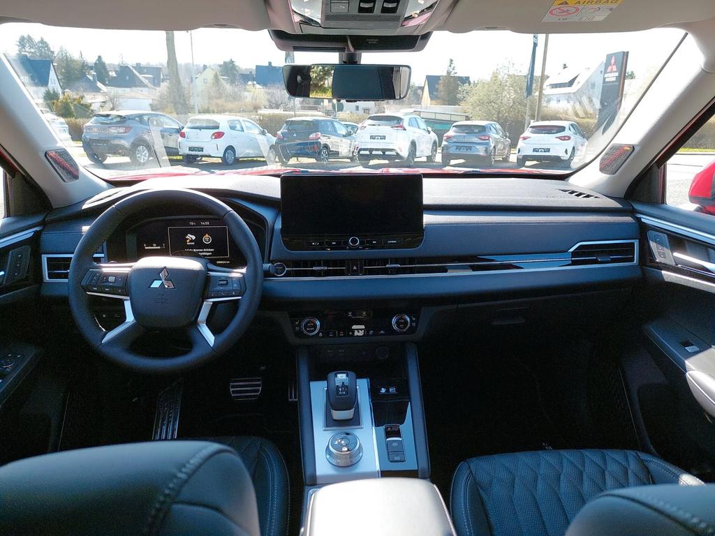 Mitsubishi Plug-in Hybrid Outlander