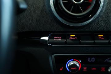 2015 AUDI RS3 缩略图 36