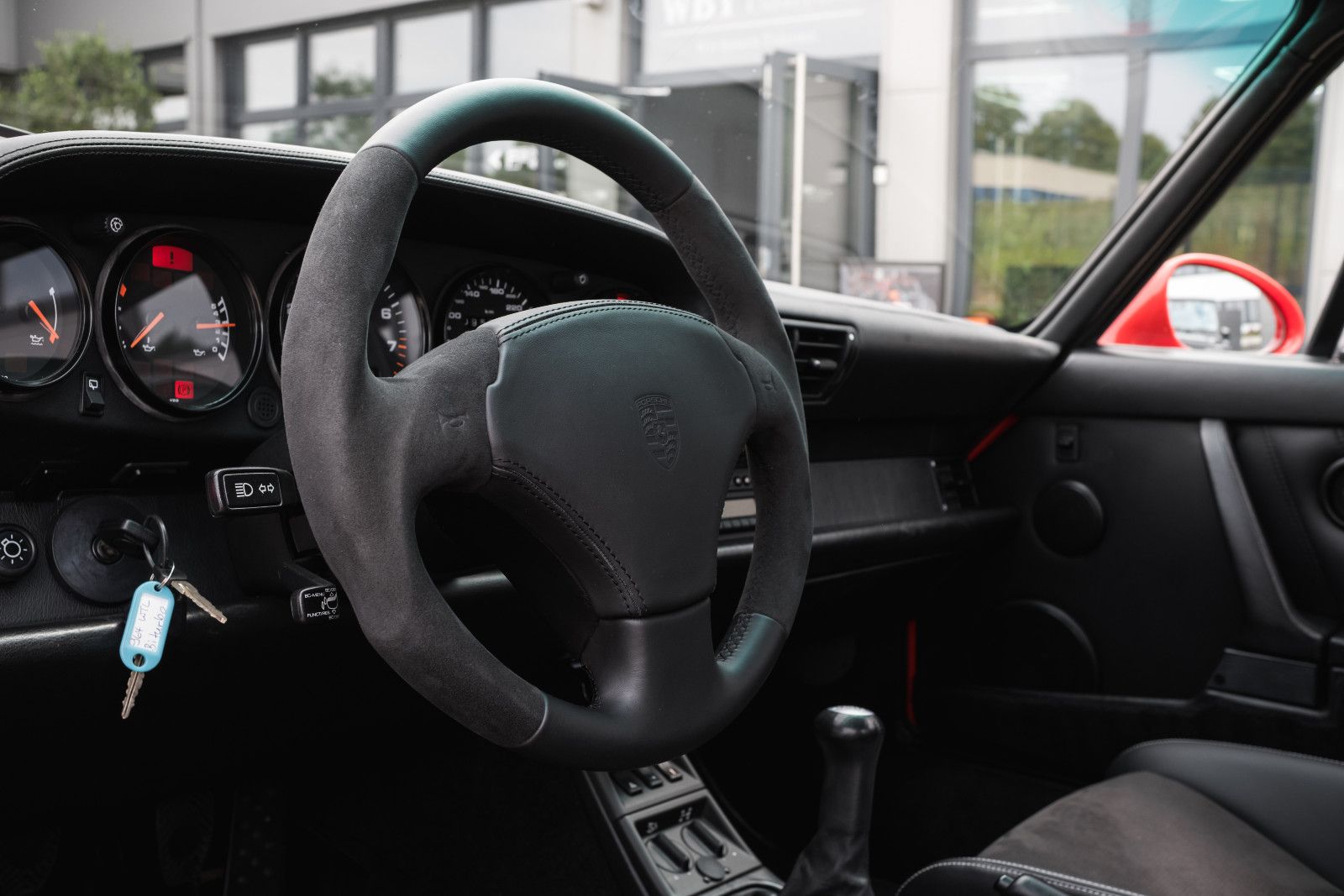 Fahrzeugabbildung Porsche 964 WTL Coupe-Lotec Biturbo-APCarDesign checked!
