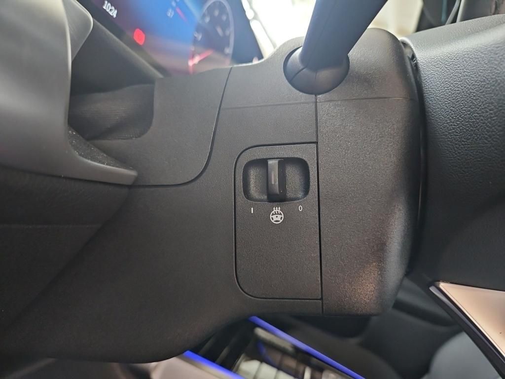 Fahrzeugabbildung Mercedes-Benz GLB 200 +PROGRESSIVE+AHK+360+TOTWINKEL+DISTRONIC