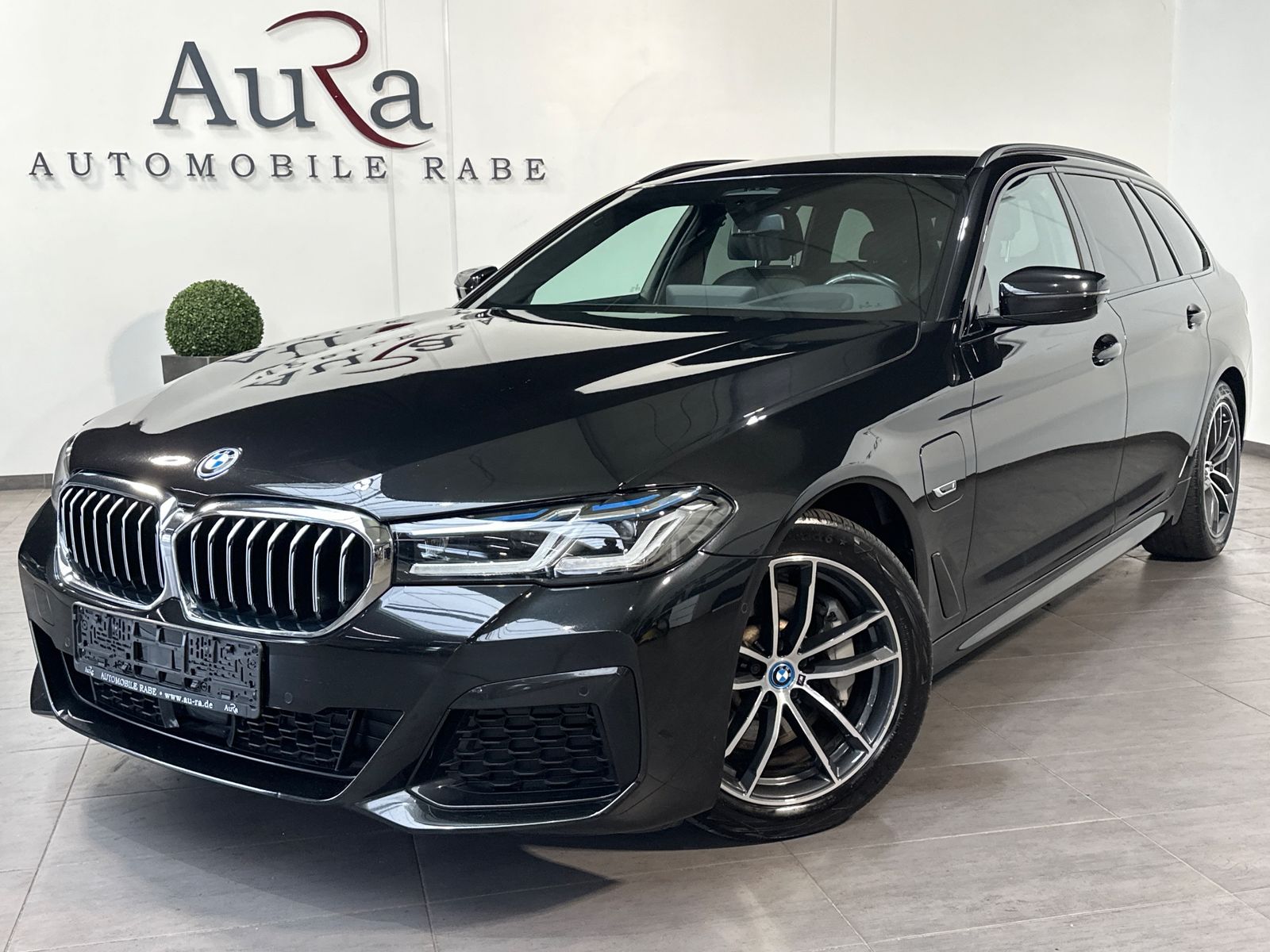 BMW 530 e Touring M-Sport NAV+LED+HUD+KAMERA+18ZO imagem 2