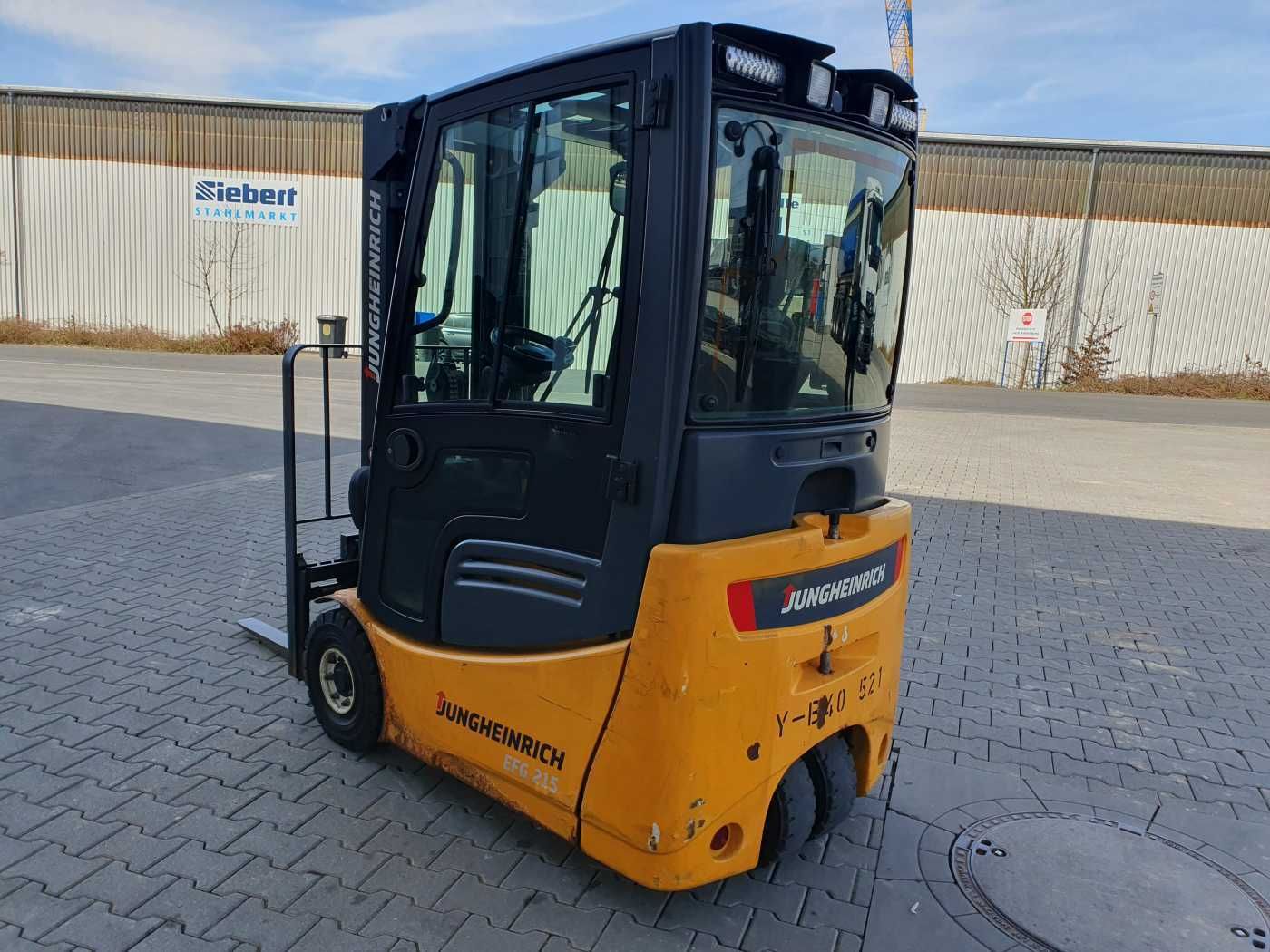 Fahrzeugabbildung Jungheinrich EFG 215 / Triplex: 4.35m! / SS / nur 2.054h!