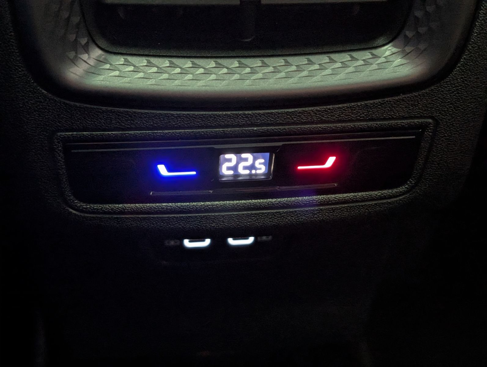 Fahrzeugabbildung CUPRA Terramar 2.0 VZ 4D Drive-XL HUD Matrix Pano 20"