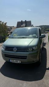 Volkswagen T5 Multivan - Volkswagen T5 Multivan: Grün