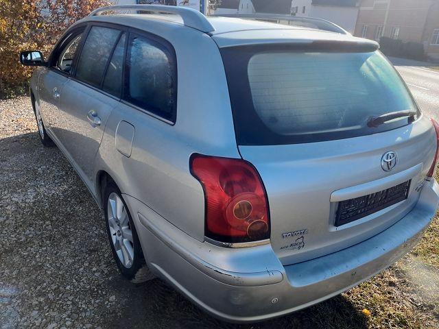 Toyota Avensis 2006 — photo 13