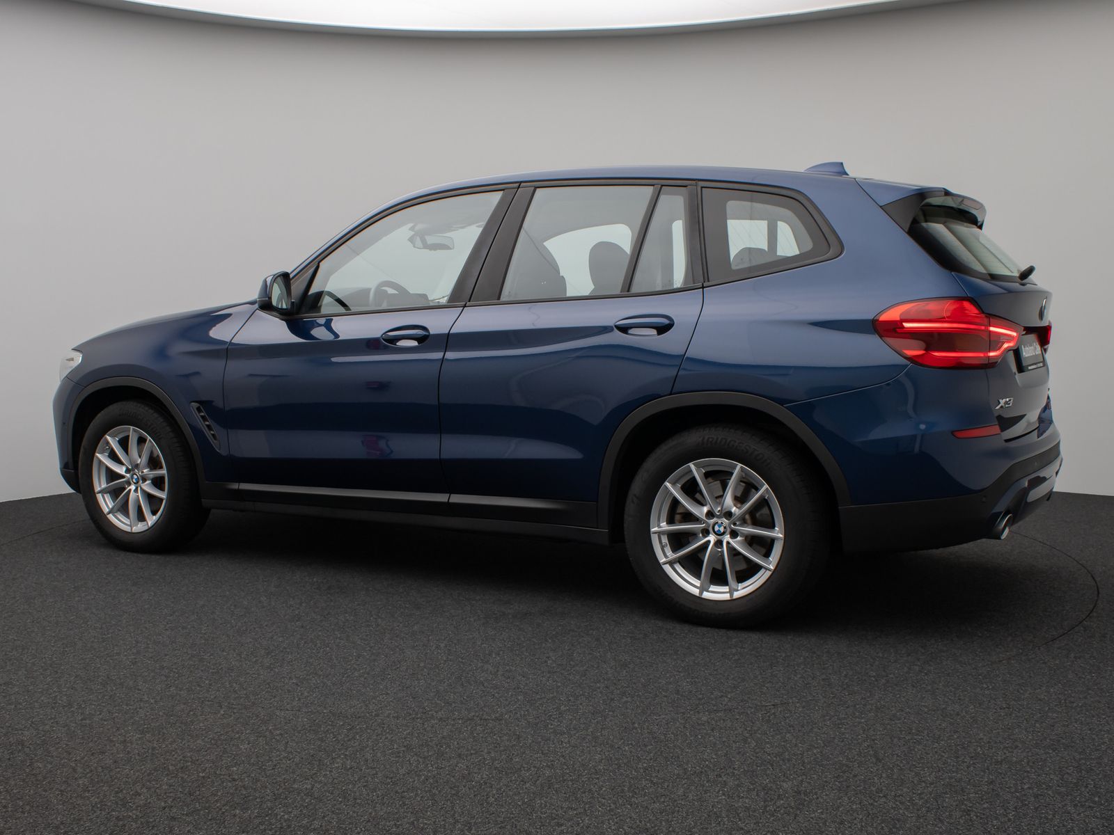 Fahrzeugabbildung BMW X3 xD20d DAB Fernlichtassist PDC Alarm LED Sport