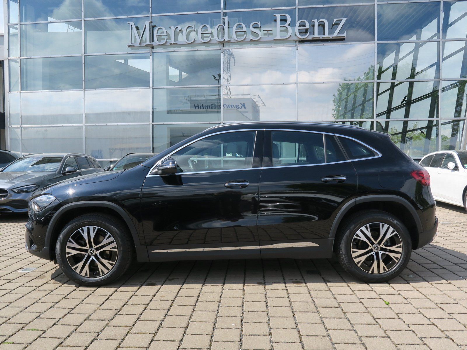 Mercedes-Benz GLA 180 Progressive Line Advanced LED High Carpl foto 3
