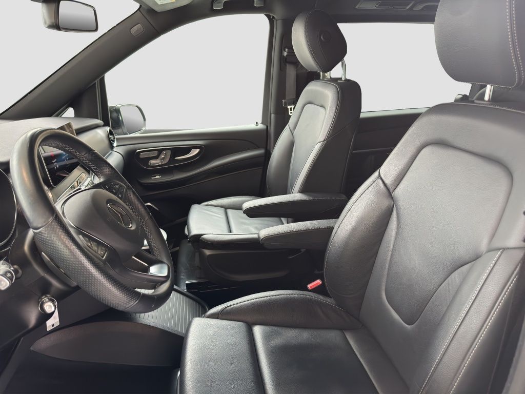 Fahrzeugabbildung Mercedes-Benz V 300 d AVANTGARDE EDITION Lang *AMG*LANG*STANDH