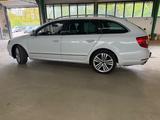 Skoda Superb Combi Elegance 2,0tdi 140hk - Skoda Superb: Kombi, Elegance