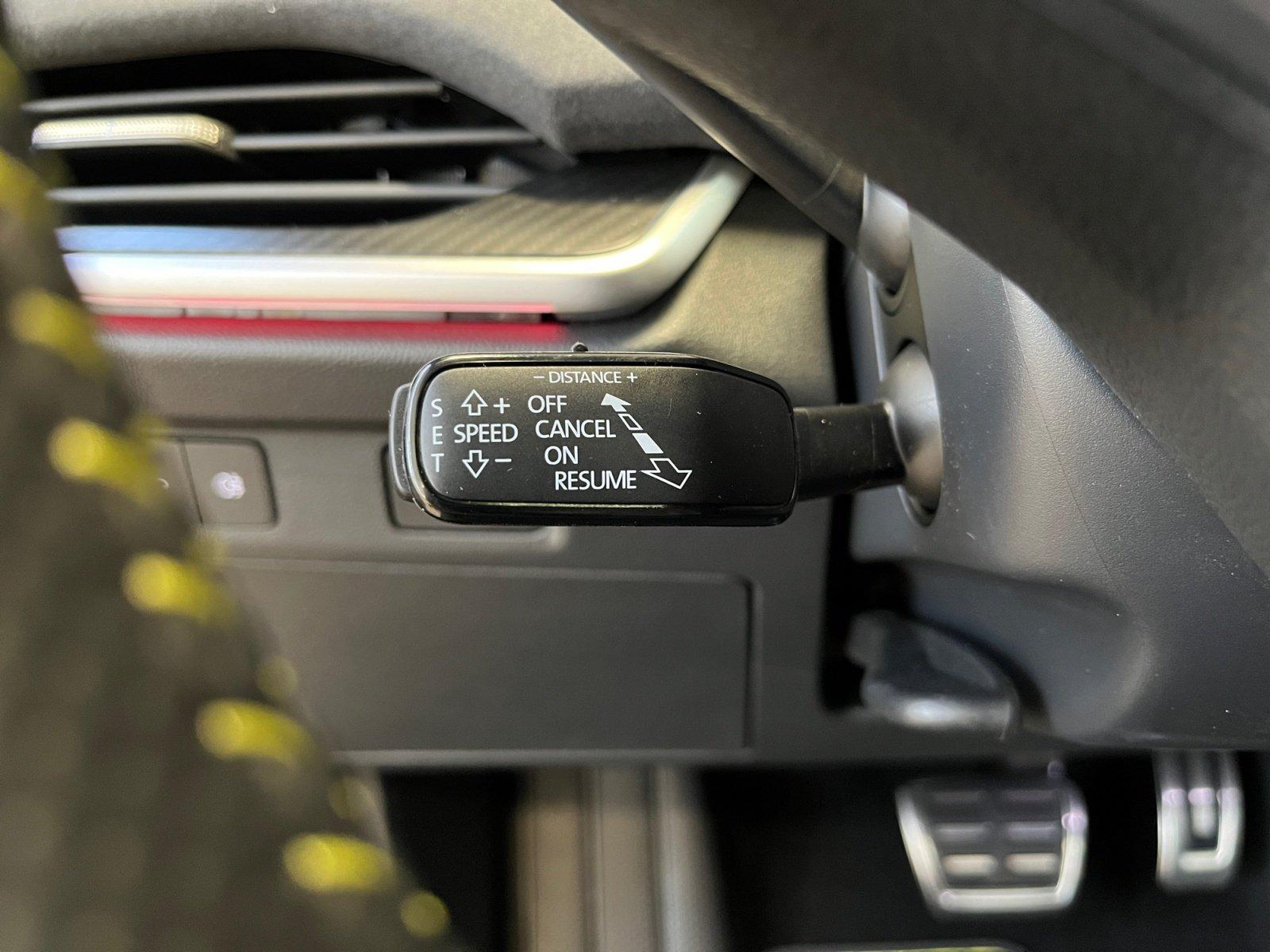 Skoda Enyaq Coupé RS Lounge 4x4 Wärmepumpe 4xSHZ