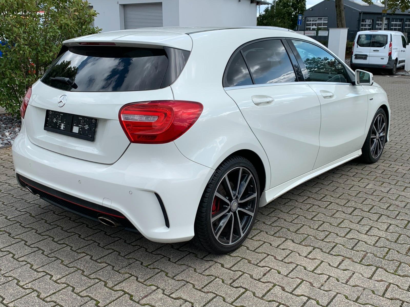 Mercedes-Benz A 250 Sport / Edition * AMG Paket*Tüv NEU