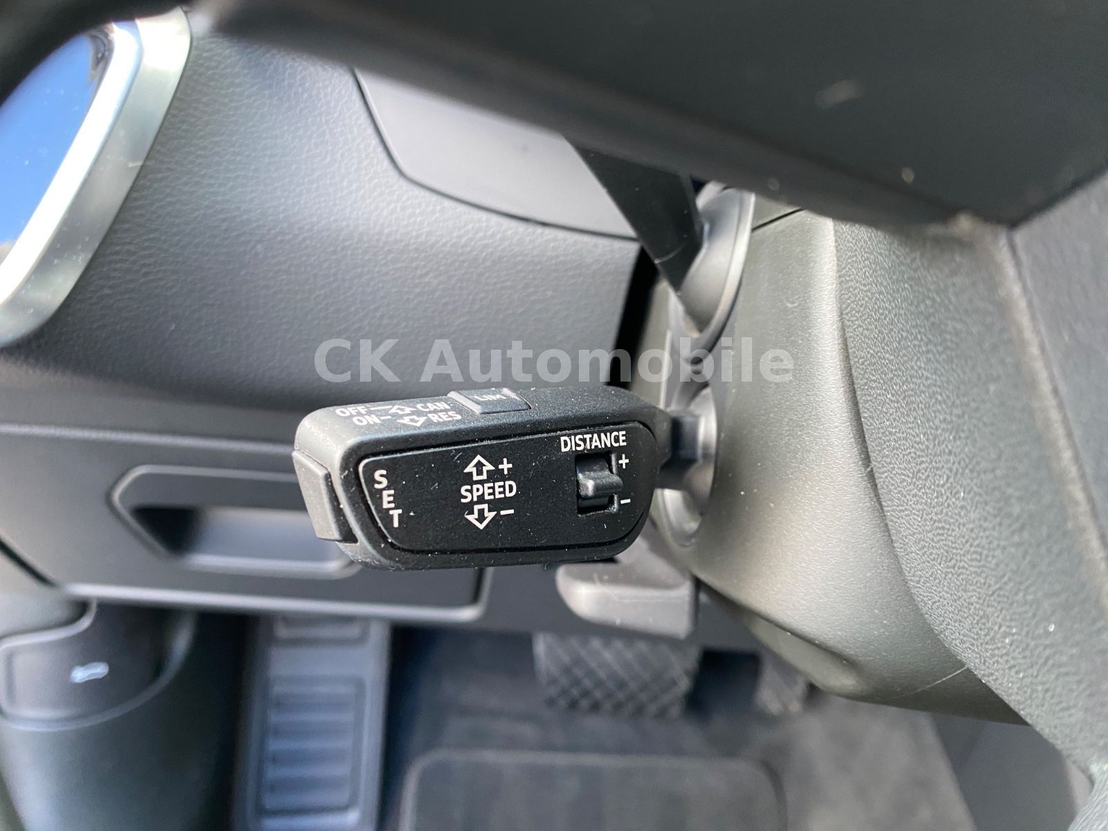 Fahrzeugabbildung Audi A6 Avant 45 TDI Quattro/Navi/Head-Up/LED/Kamera