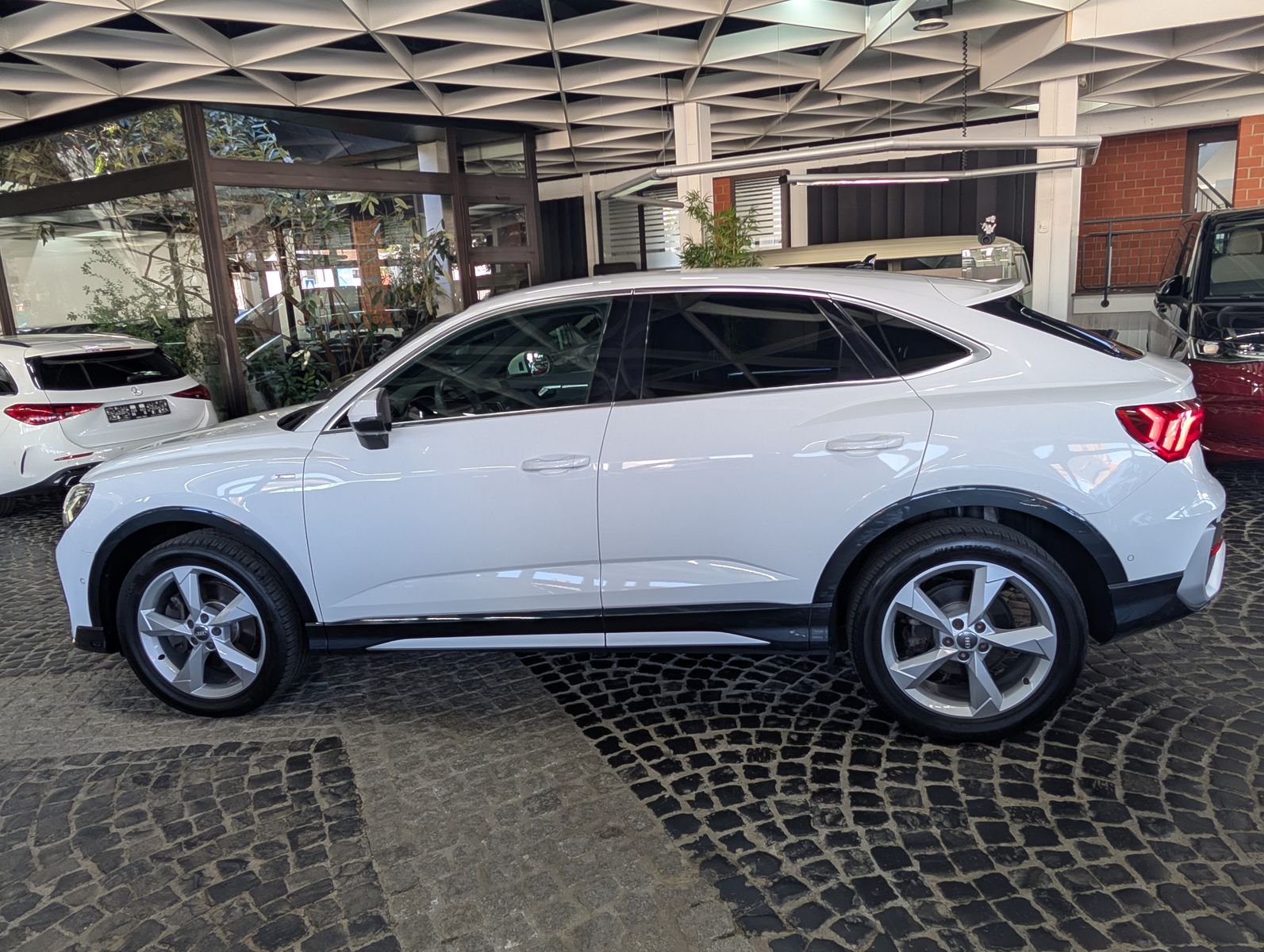 Fahrzeugabbildung Audi Q3 Sportback 40 TDI 3x S line LEDER ACC AHK 360°