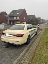 Mercedes-Benz E 220 d Autom. - - Mercedes-Benz E 220: Beige