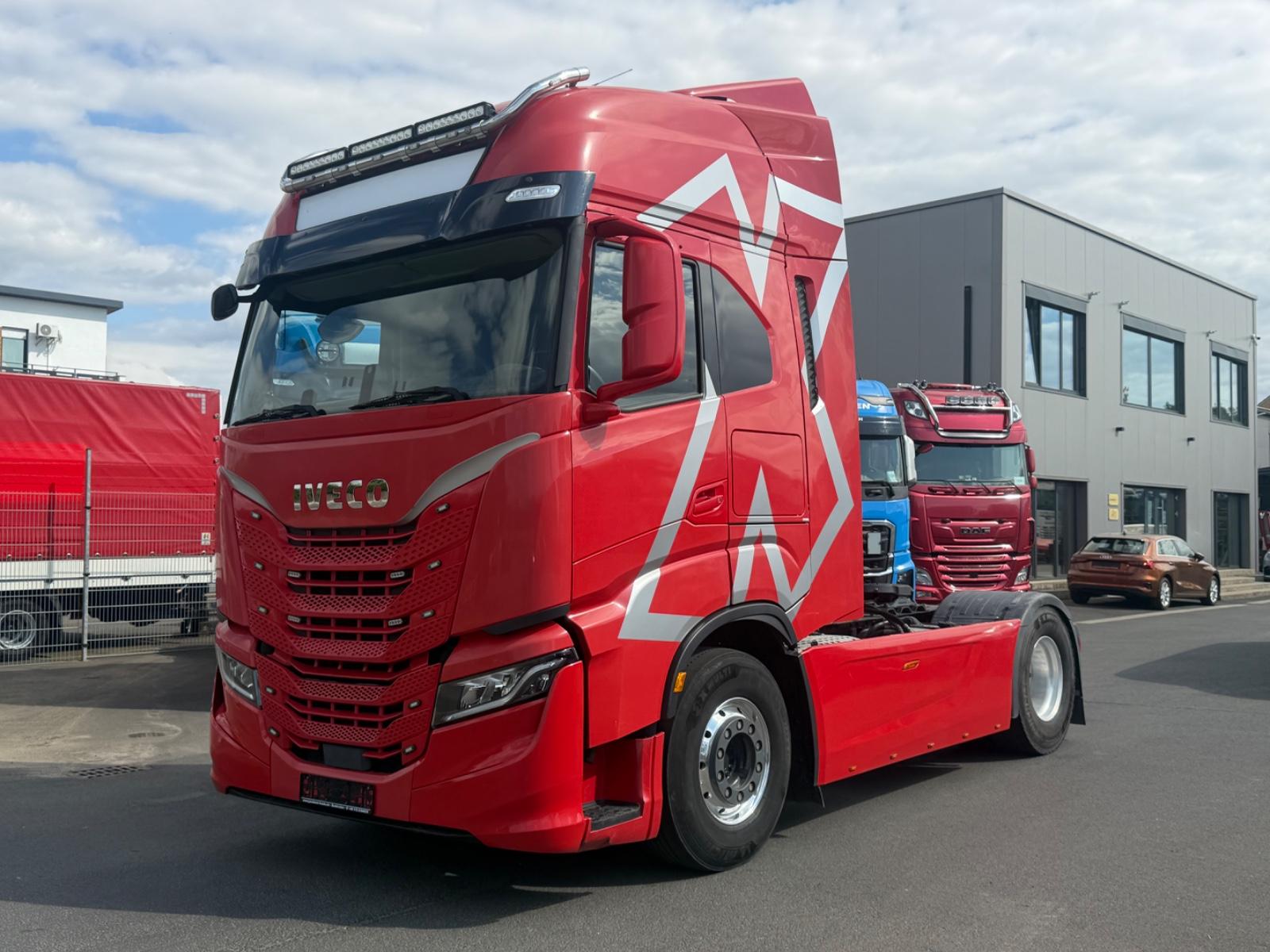 Iveco S-way 570 Luft/Luft, Retarder, Hydraulik, 2x PTO