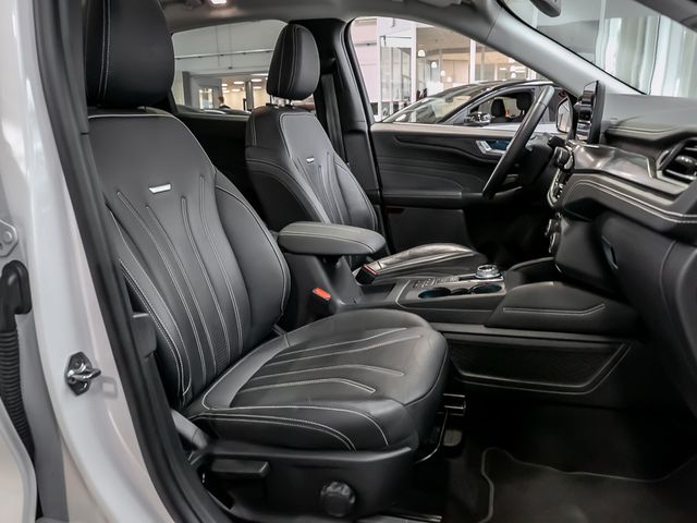 Ford Kuga 2.5 Plug-In Hybrid Vignale Stauassistent