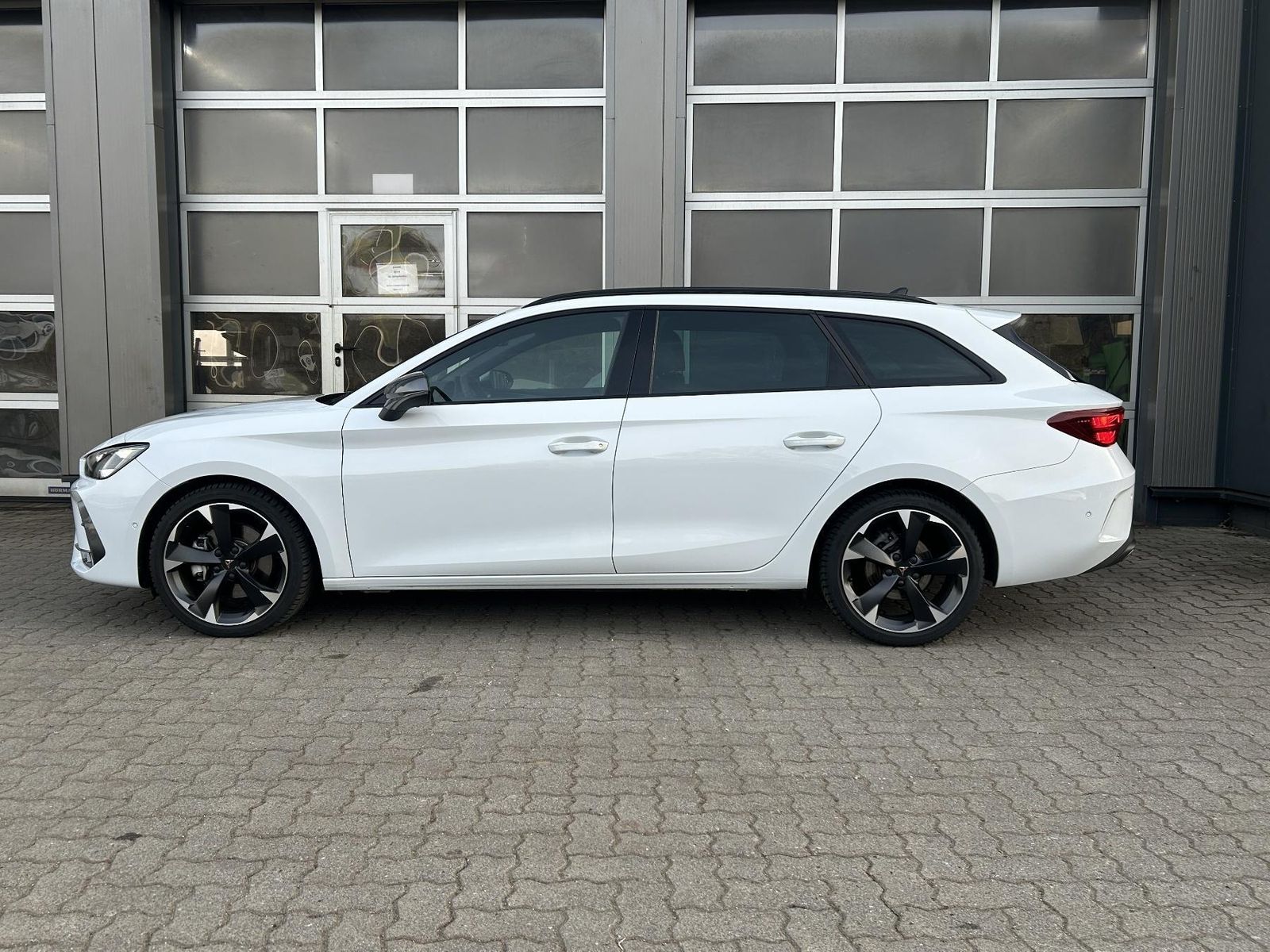 Cupra Leon Sportstourer 2.0 TDI / AHK / E-Klappe / ACC imagem 3