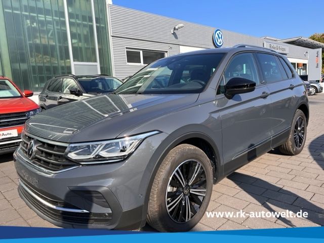 Tiguan 2.0 TDI DSG ACTIVE NAVI AHK LED Kamera Ke
