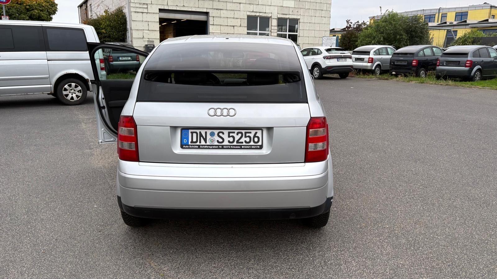 Audi A2 2004 — photo 8
