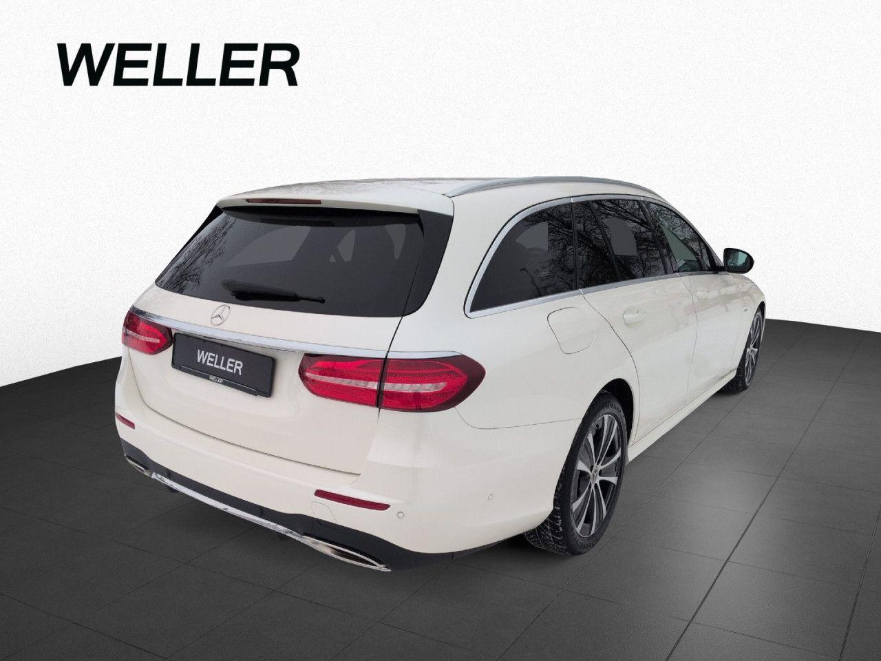 Mercedes-Benz E200 T HUD,360°,AppConnect,Navi,Memory,LED