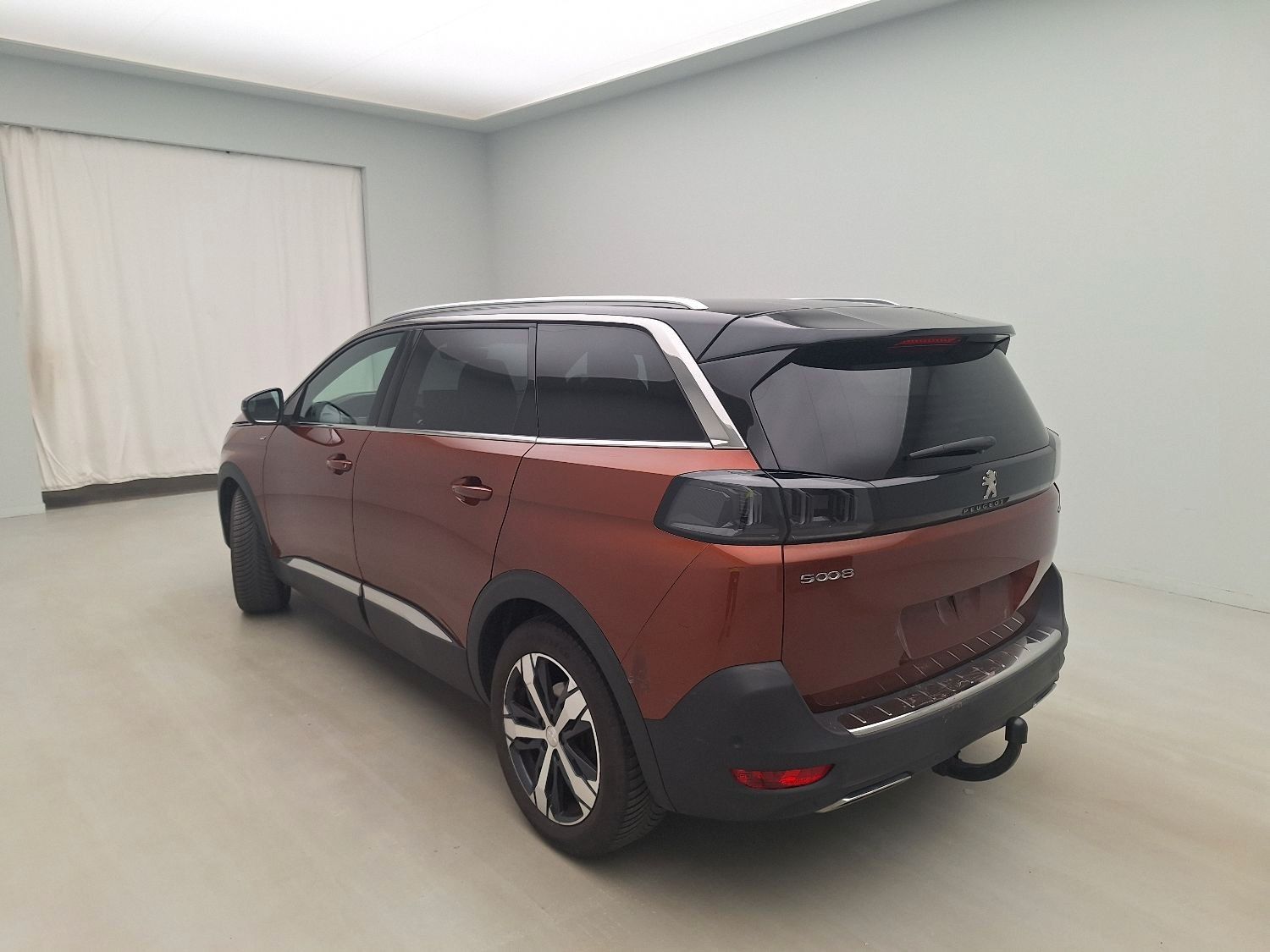 Fahrzeugabbildung Peugeot 5008 GT -PACK 1.5D LED/NAVI/SHZ/ALCANTARA/AHK