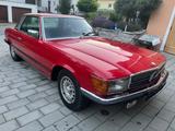 Mercedes-Benz SLC 280 Oldtimer /Bastlerfahrzeug fährt/lenkt