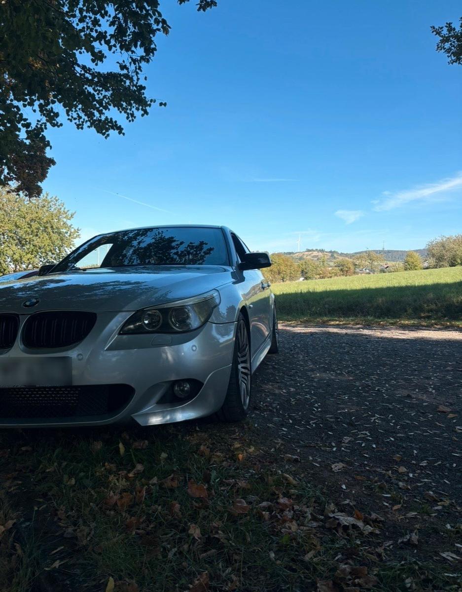 BMW 525