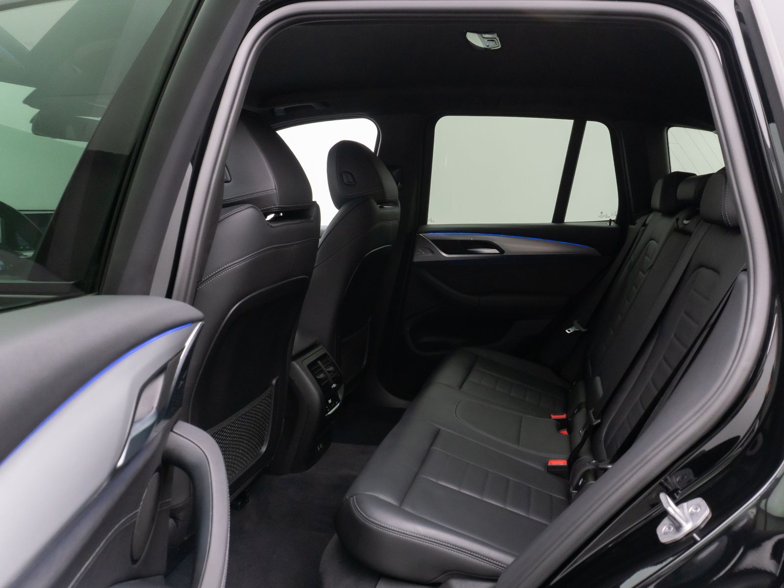 Fahrzeugabbildung BMW X3 xD30i M Sport Kamera DAB HiFi AdaptLED 19Zoll