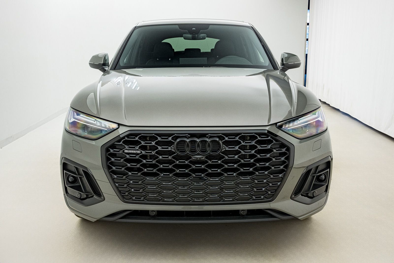 Audi Q5 Sportback 55 TFSI e S-TRO*S-LINE*AHK*B&O*NAVI imagem 3