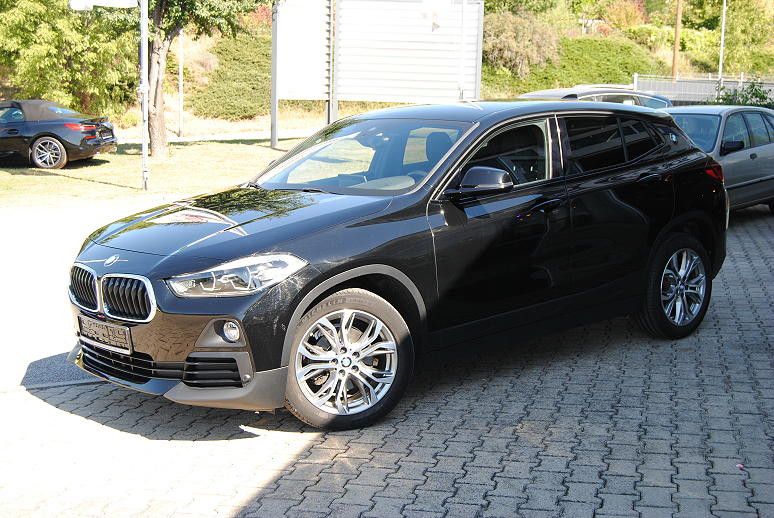 Image of BMW X2