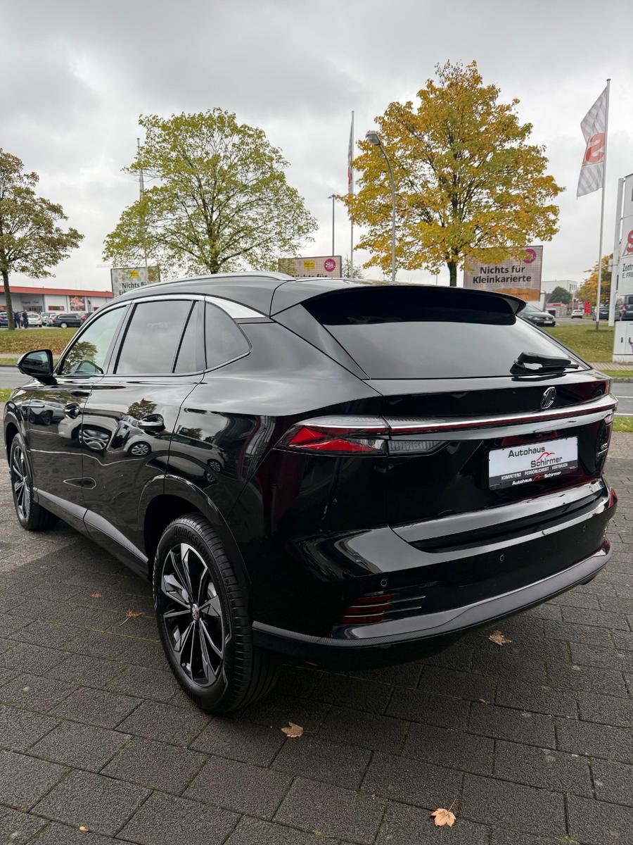 MG HS 1.5T GDI Hybrid+ Luxury