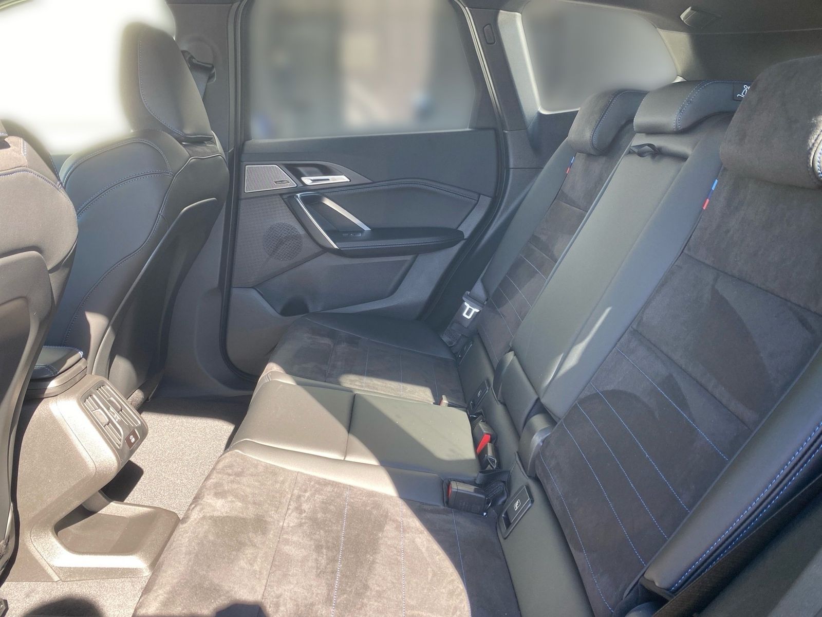 BMW iX1 - Bild 11