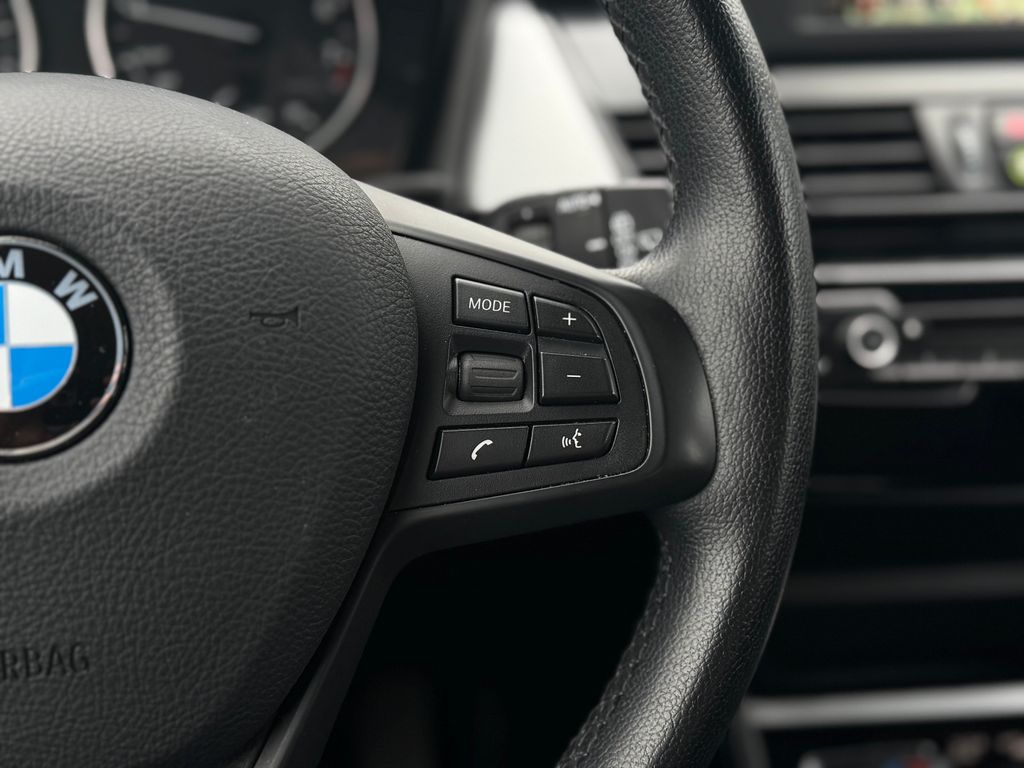 Image of BMW 218