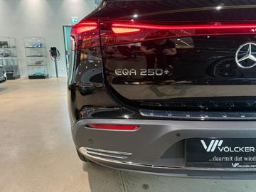 2025 Mercedes-BENZ EQA 照片 10