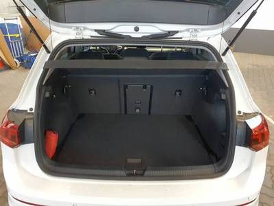 Golf VIII 1.5 eTSI GOAL LED PLUS+AHK+ACC+APP+NAV