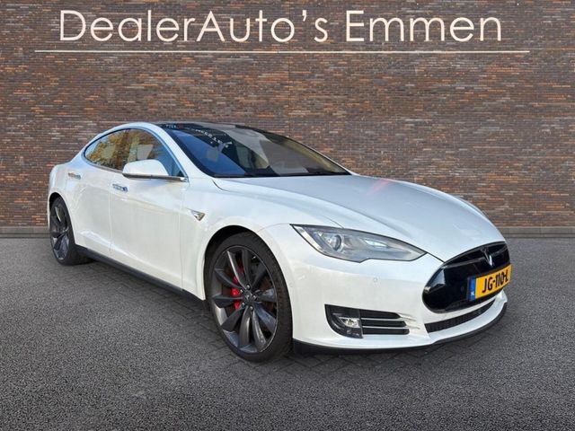 Tesla Model S motors 90D 734 pk Performance PANODAK LE