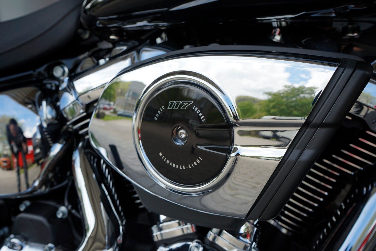 Fahrzeugabbildung Harley-Davidson Breakout 117 2025 Midnight Firestorm