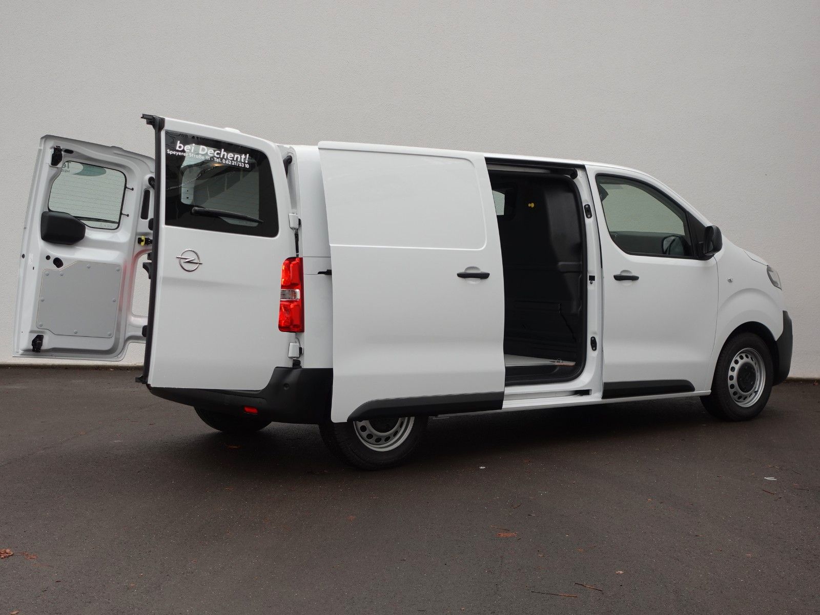 Fahrzeugabbildung Opel Vivaro-e Cargo M 75kW Batterie -Kamera,11kW 3-Ph