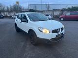 Nissan Qashqai 1.6 Visia,Klima,AHK,I Hand - Nissan Qashqai Gebrauchtwagen in Stuttgart