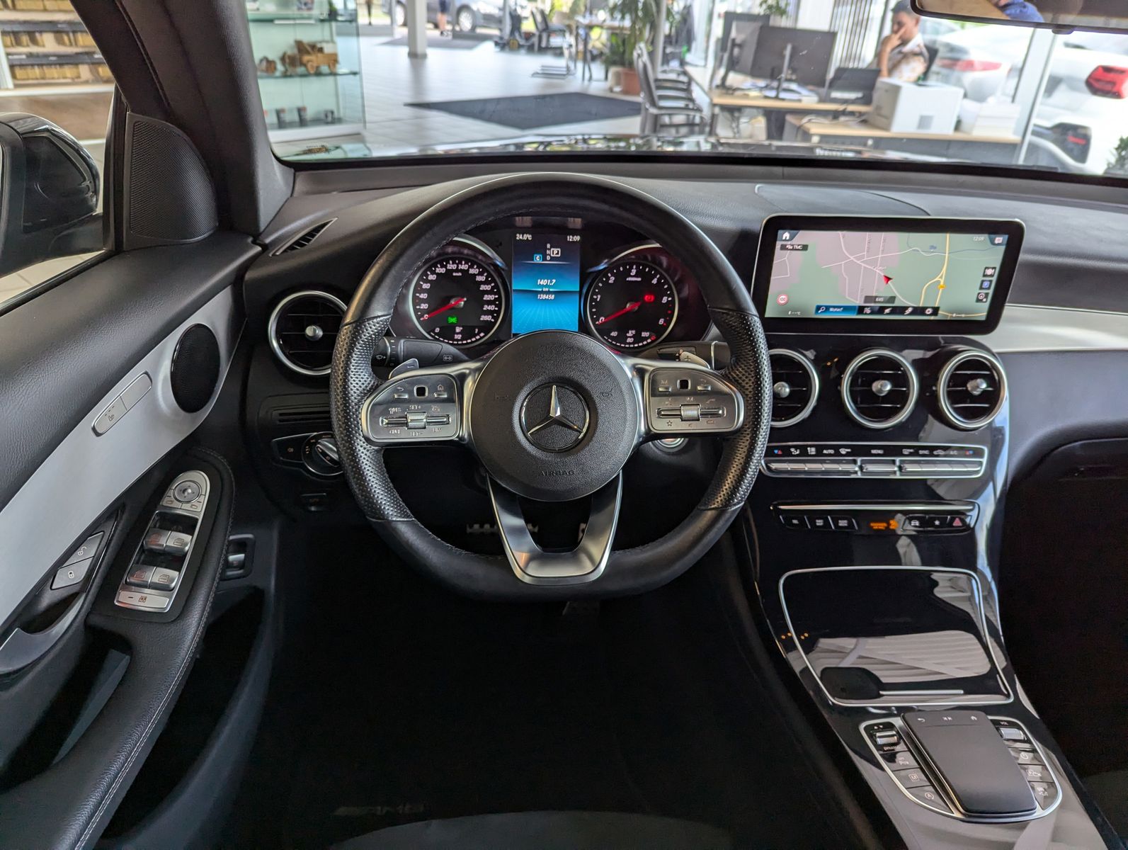 Fahrzeugabbildung Mercedes-Benz GLC 220 4MATIC Coupe 2x AMG Kamera LED AHK 19"