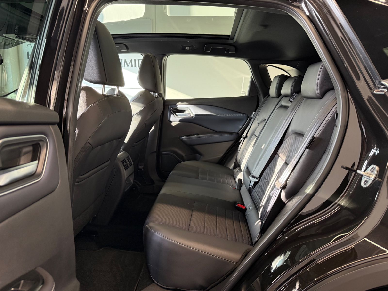 Fahrzeugabbildung Nissan Qashqai Tekna, 360° Kamera, Navi, WP, Panod.