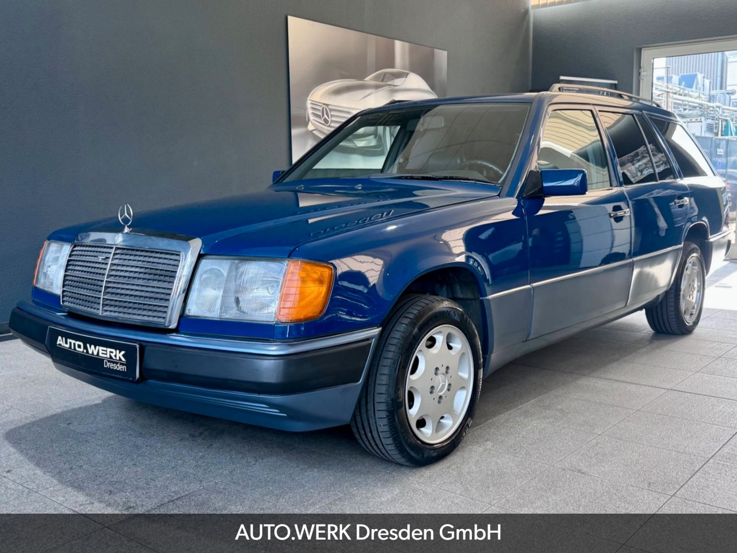 MERCEDES-BENZ E 230 132 ch BVA W124 - CLIM - CHAUFFAGE STATIONNAIRE - CUIR - ATTELAGE - 244600 km