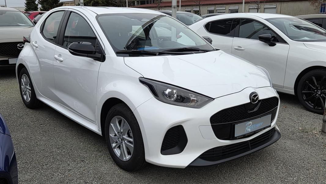 Mazda 2 Hybrid ``Center-Line``