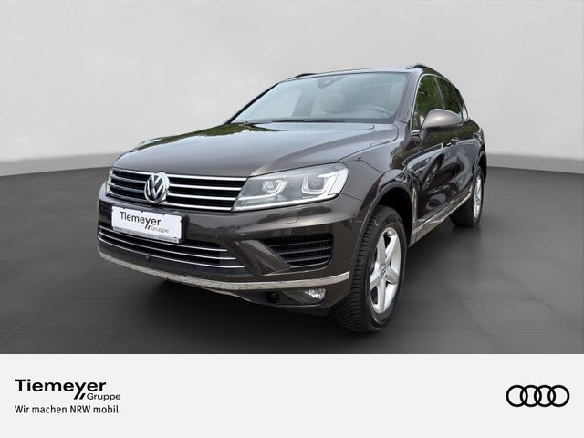 VW Touareg 3.0 TDI EXCLUSIVE AHK PANO XENON 360° DY