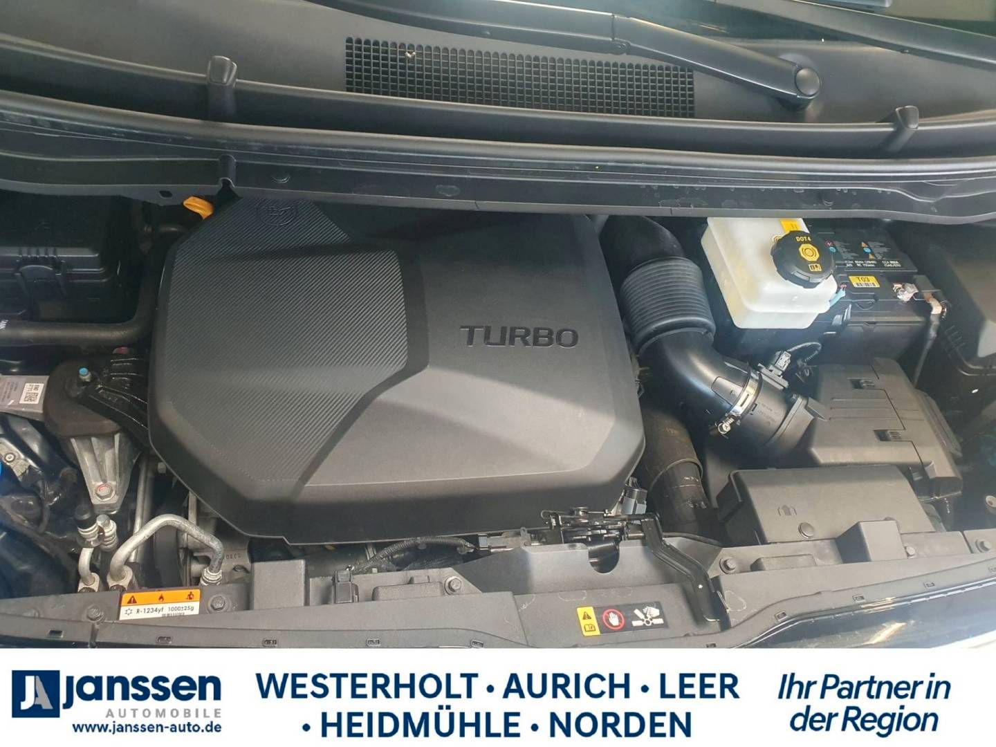 Fahrzeugabbildung Hyundai STARIA 9-Sitzer TREND