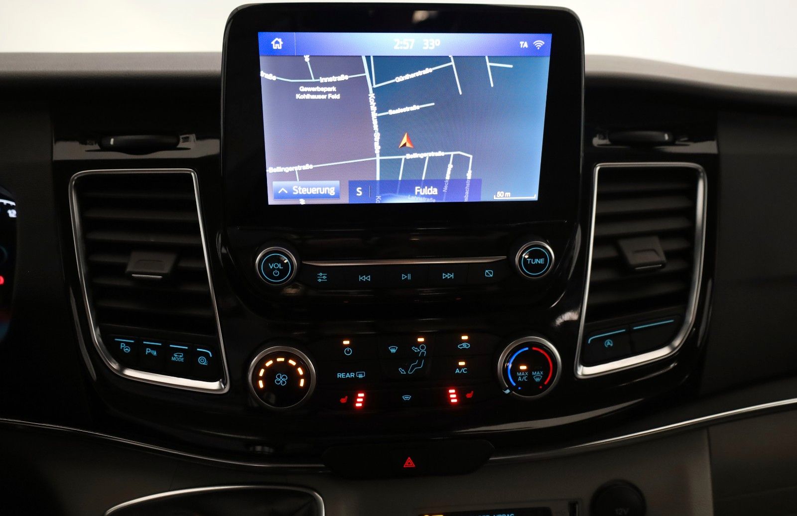 Fahrzeugabbildung Ford Tourneo Custom TITANIUM X 8 Si,Leder,Navi,Xenon