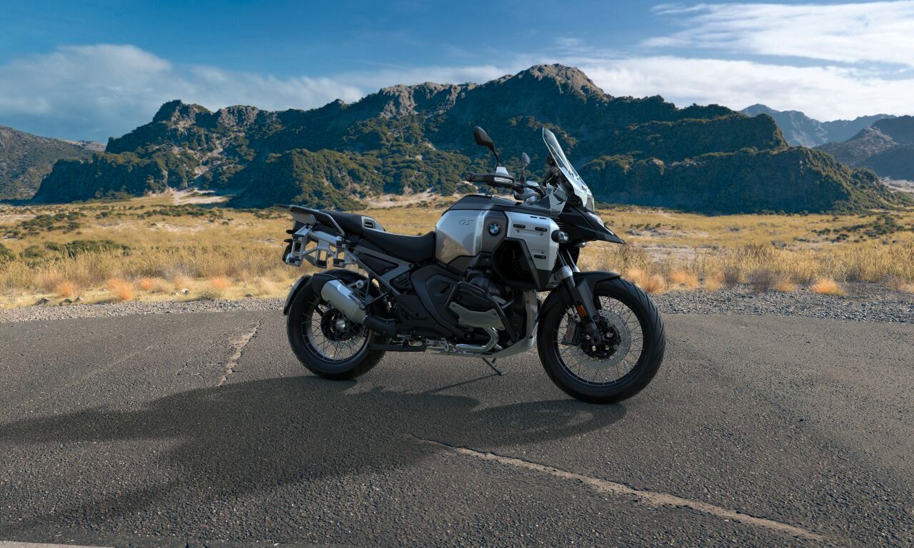 Fahrzeugabbildung BMW R 1300 GS Adventure Triple Black ASA 3 Pakete Ad