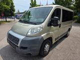 Fiat Ducato Kombi 30 160 Power*Behindertengerecht* - Fiat Ducato aus 2010: Van