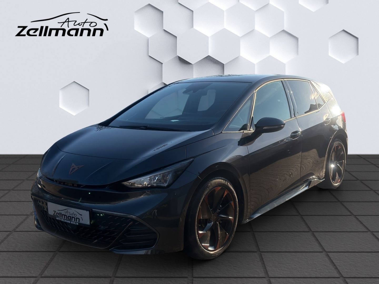 Born 150 kW 150kW LED HuD GJR ACC ParkLenkAssist