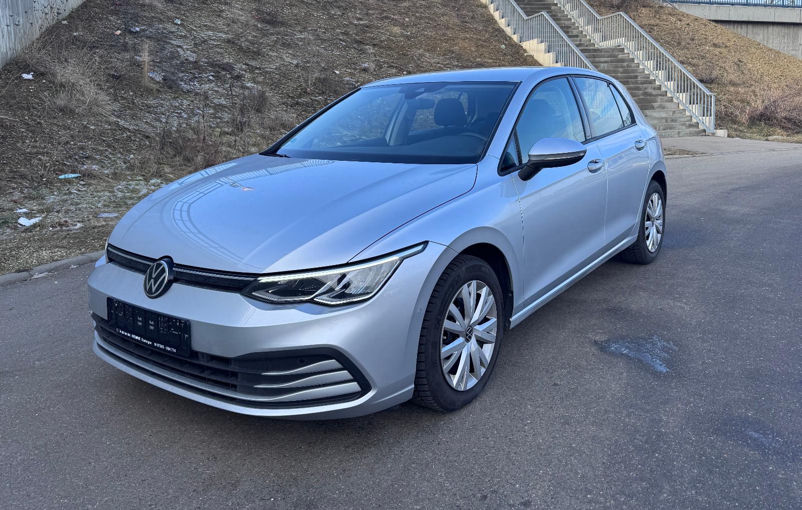 Volkswagen Golf VIII Lim. 2.0 TDI DSG ACC SHZ Cam App Lane